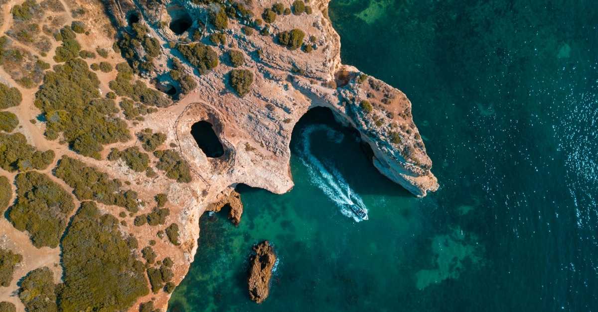 Indirect Tax Compliance in UK Cross-Border Trade: A Strategic Overview